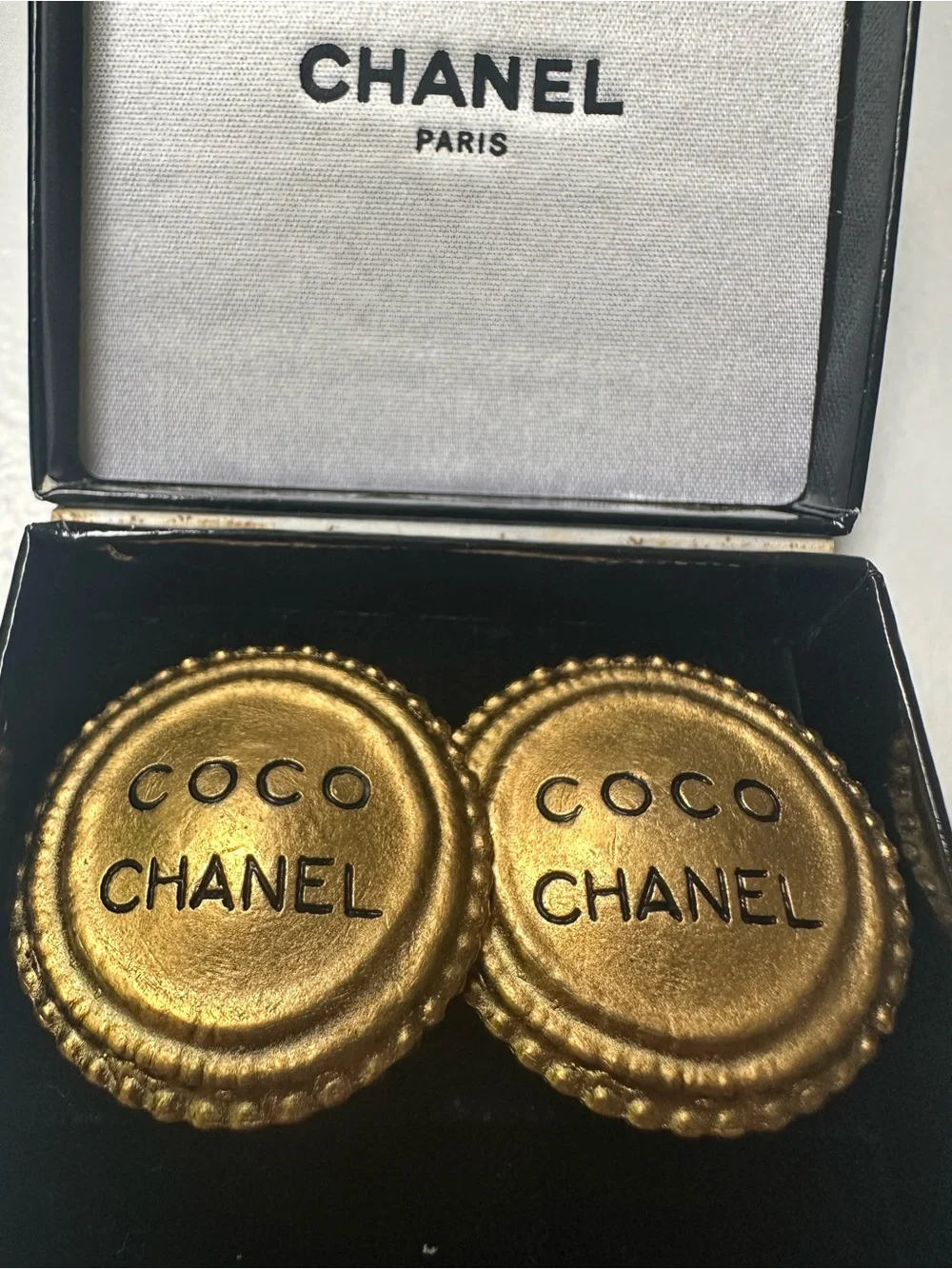 RARE Vintage CHANEL 94A COCO CHANEL Gold Button Clip-On Earrings 1.4” w/ Box